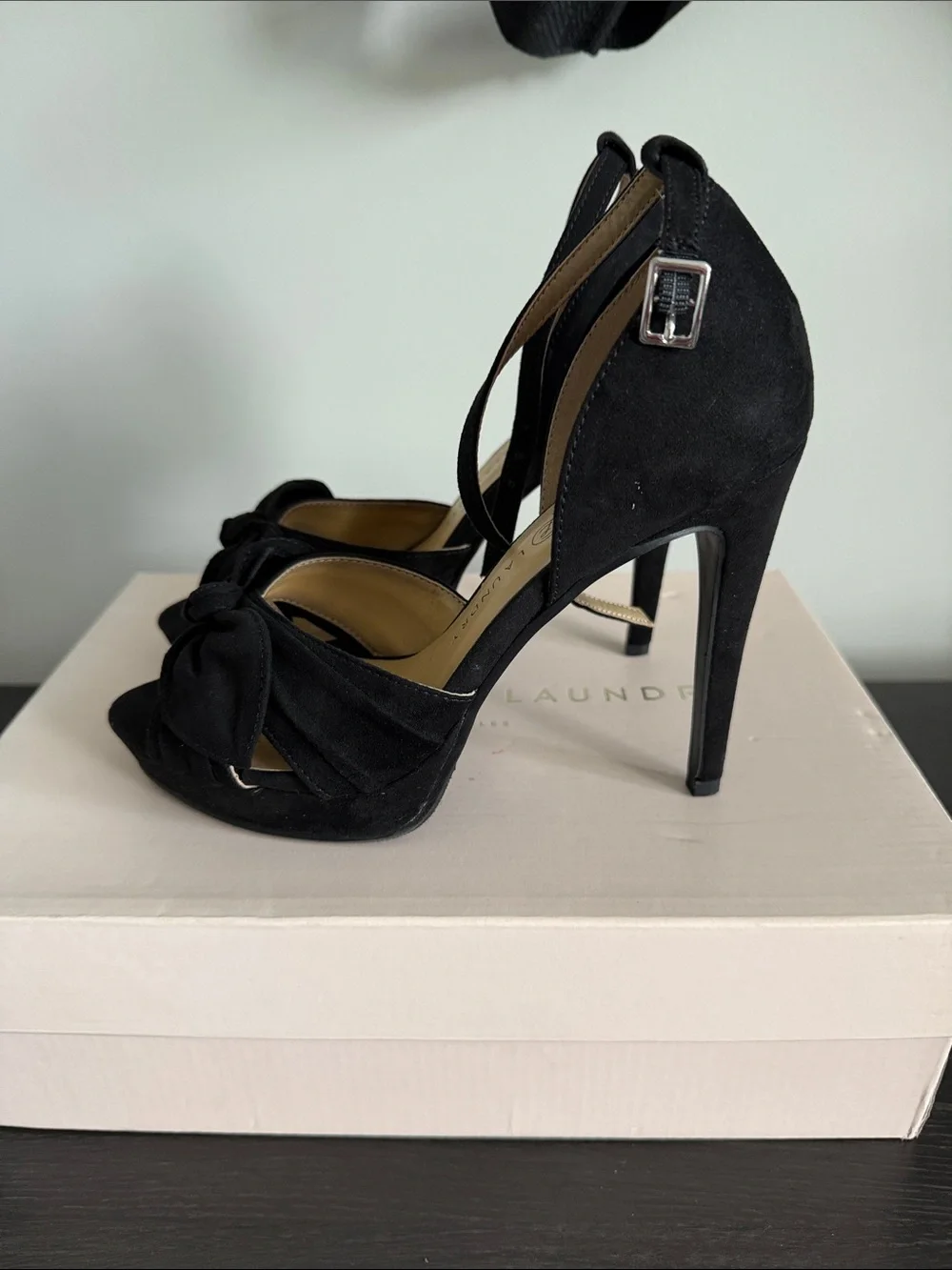Chinese Laundry Black Knotted Bow Peep-Toe Ankle Strap Heels